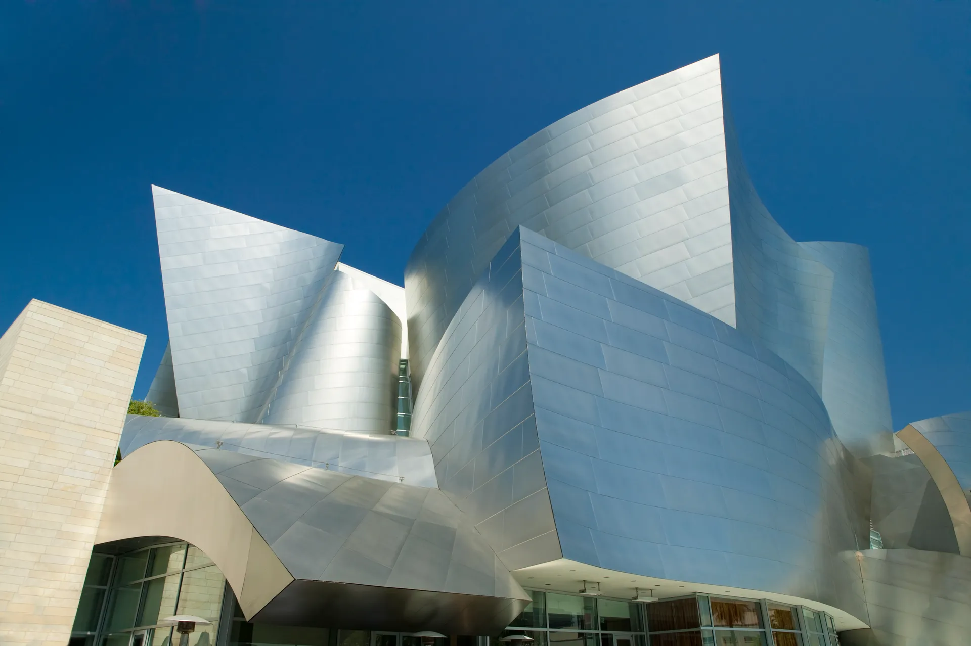 سالن کنسرت والت دیزنی(Walt Disney Concert Hall) - لس آنجلس، کالیفرنیا